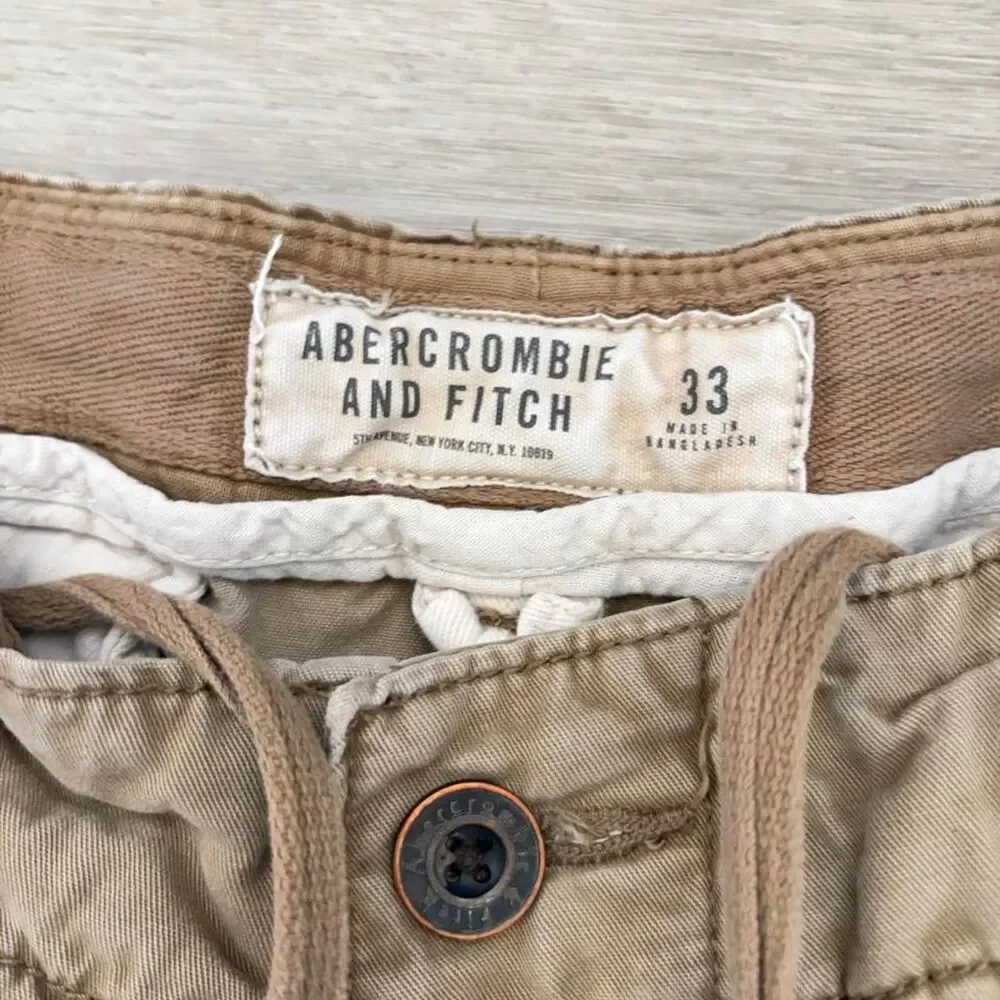 Vintage Y2K Abercrombie-fitch Men's Tan and Brown Cargo Shorts Size 33